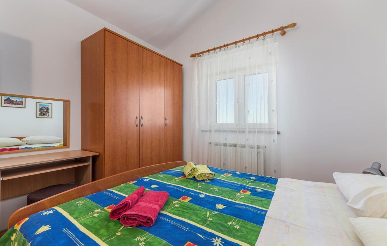 Apartments Ulika Cervar-Porat Luaran gambar