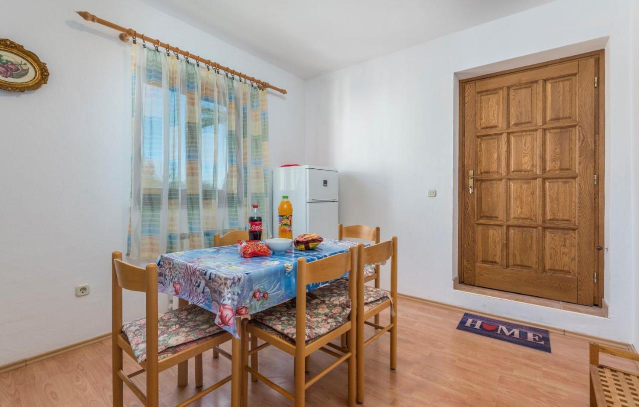 Apartments Ulika Cervar-Porat Luaran gambar