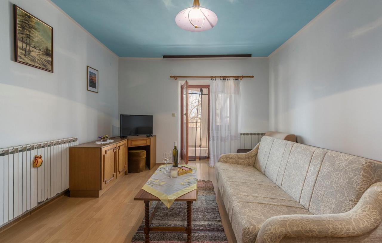 Apartments Ulika Cervar-Porat Luaran gambar